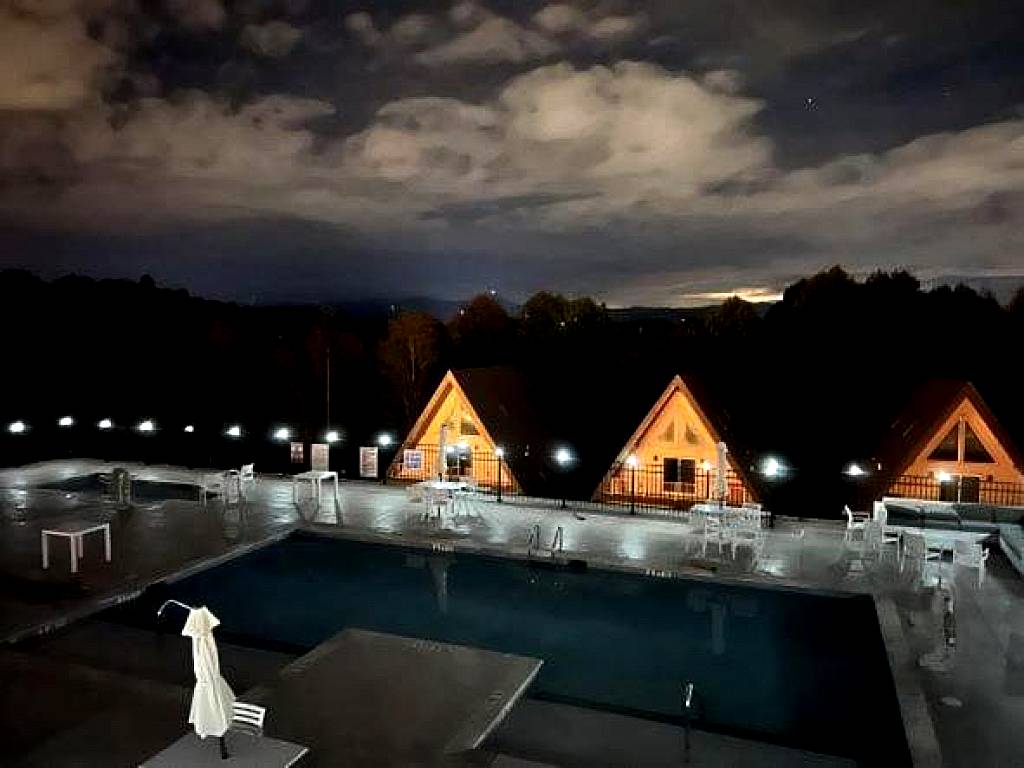 Skylaranna Hotel & Resort (Hendersonville) 