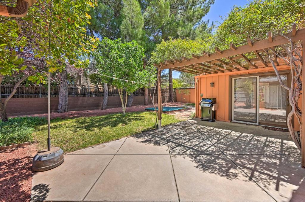 Spacious Sedona Home about 4 Mi to Dtwn Main St!