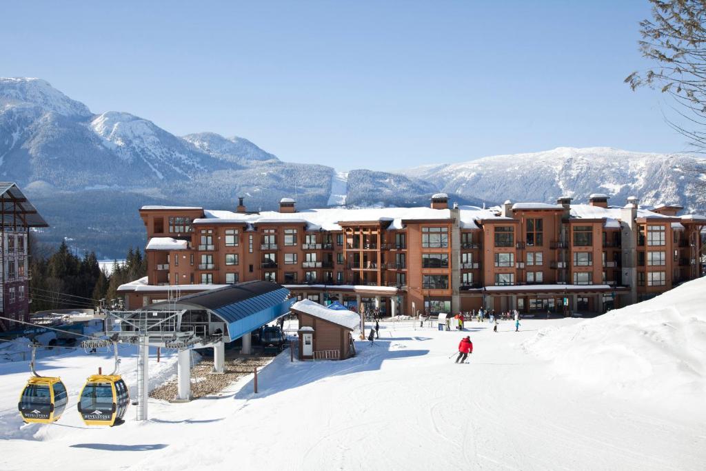 Sutton Place Hotel Revelstoke Mountain Resort