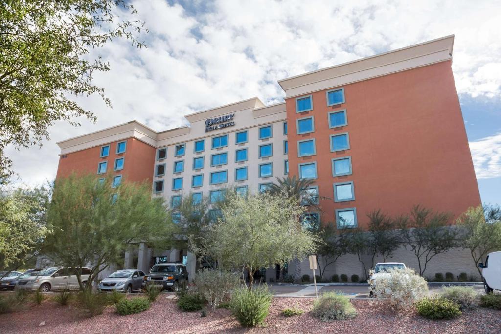 Drury Inn & Suites Phoenix Happy Valley