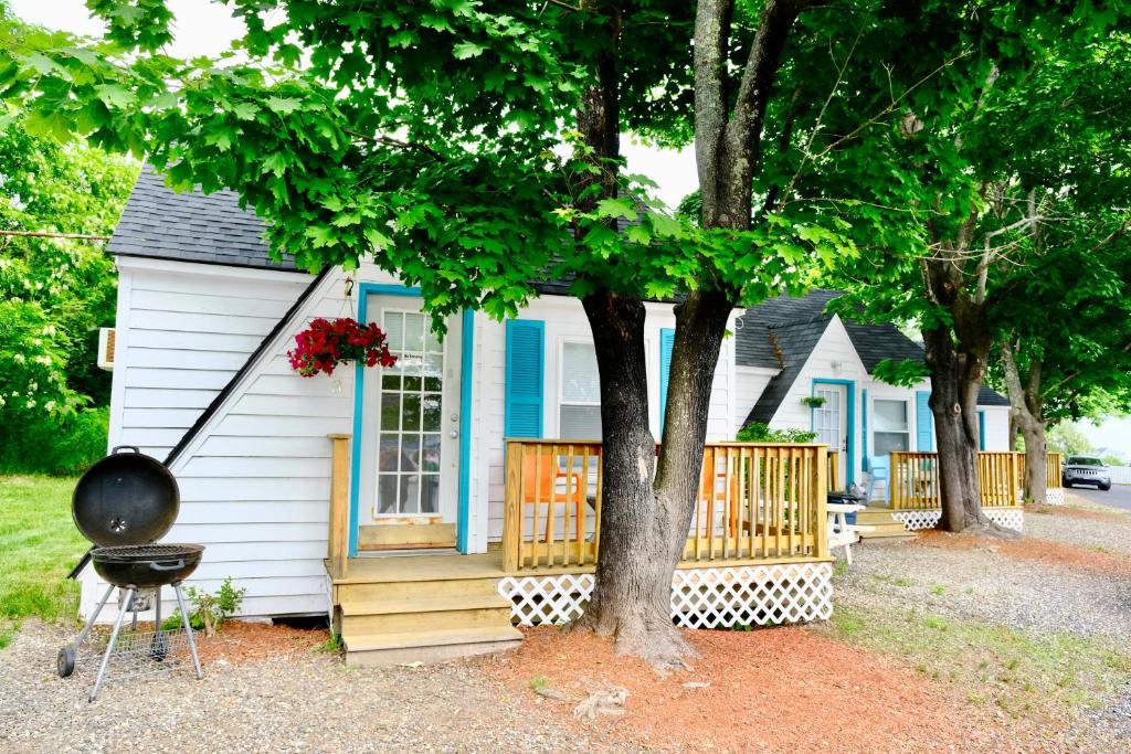 The Landings Inn and Cottages at Old Orchard Beach