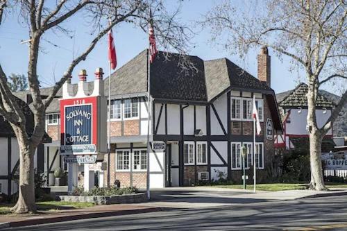 Solvang Inn & Cottages