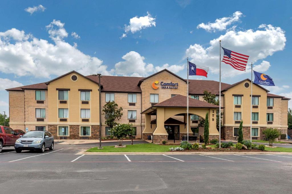 Comfort Inn & Suites Mansfield