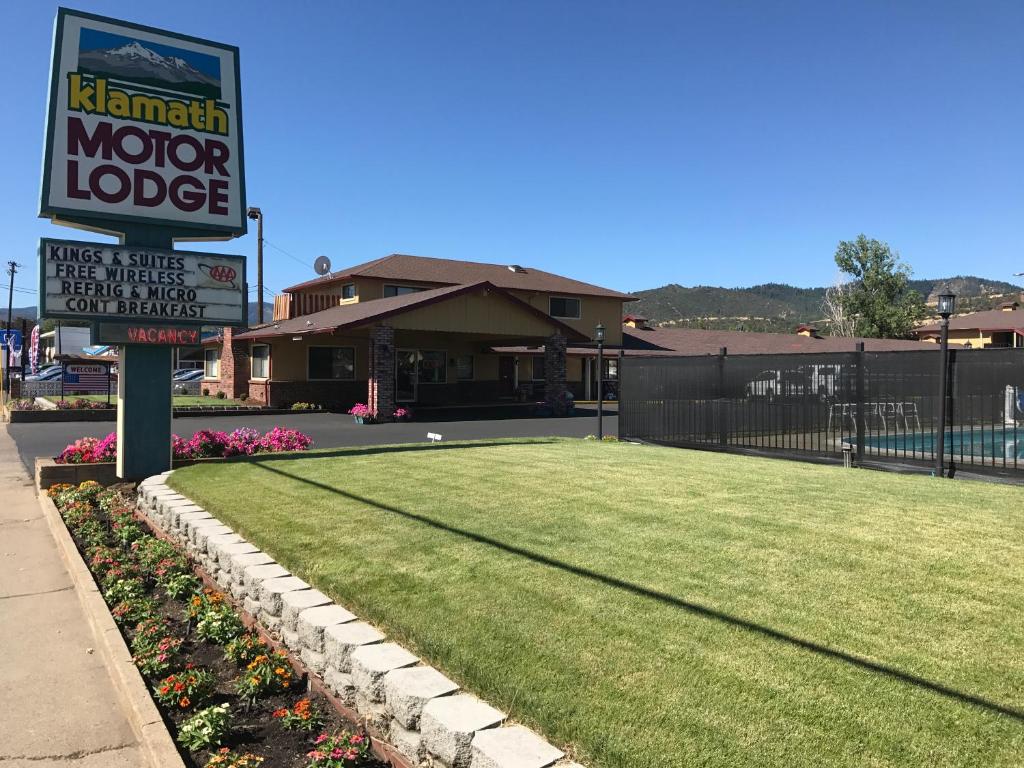 Klamath Motor Lodge