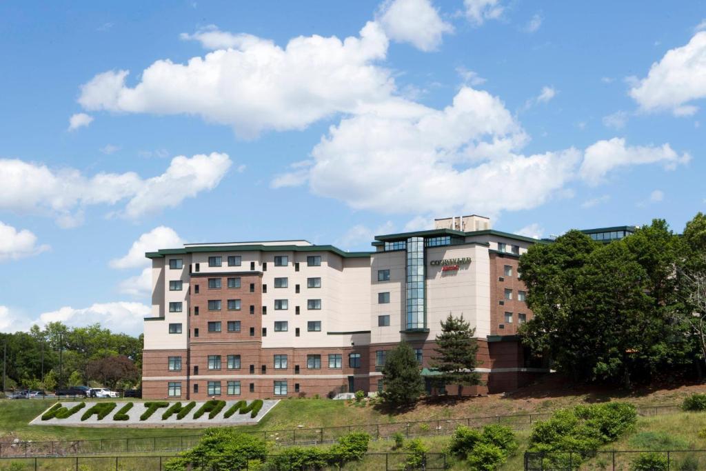 Courtyard by Marriott Boston Waltham